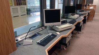 Banking hall security counter 09