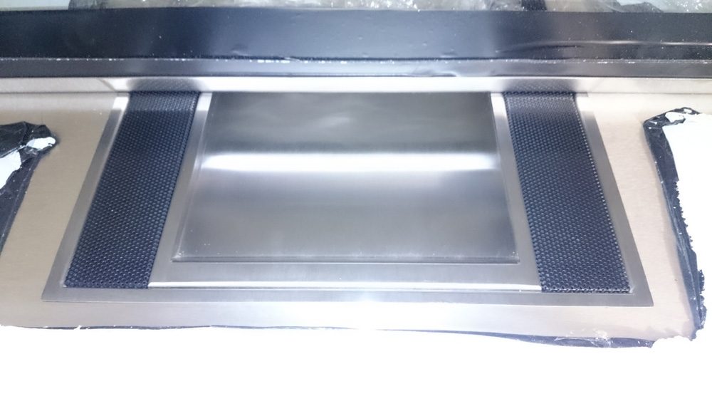 Cashpoint transaction window 44