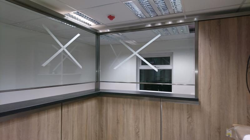 Glazed screens 4