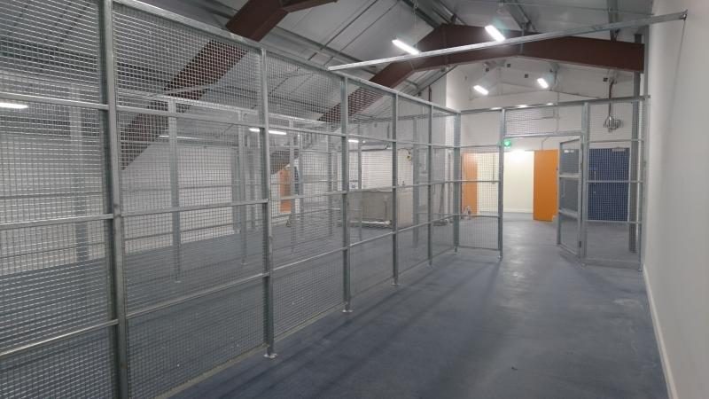 Secure cage units 5