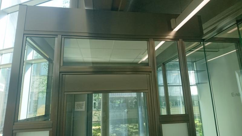Secure meeting lobby 62