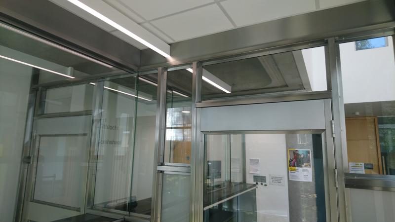 Secure meeting lobby 55